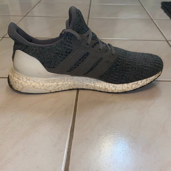 Adidas Ultraboost 4.0 "Grey Four" - Picture 4 of 6